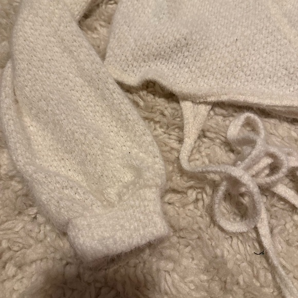 Hollister Chenille Wrap Top - Picture 4 of 4